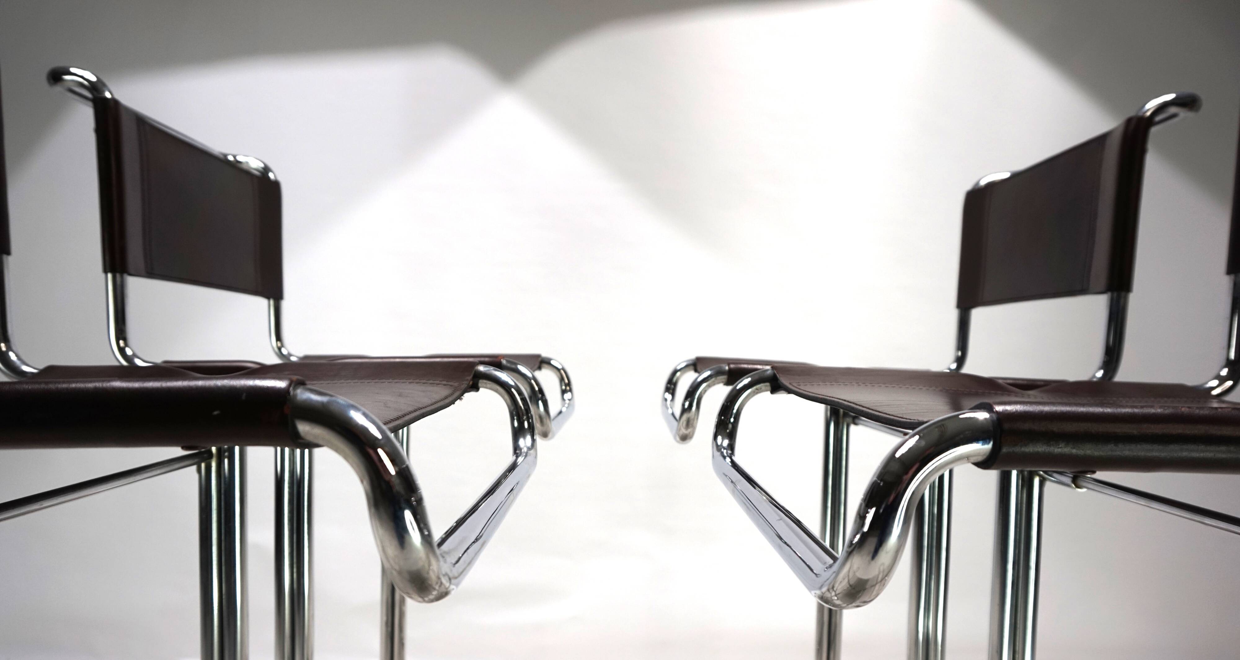 Ensemble de 4 tabourets de bar en acier tubulaire Linea Veam, 1960