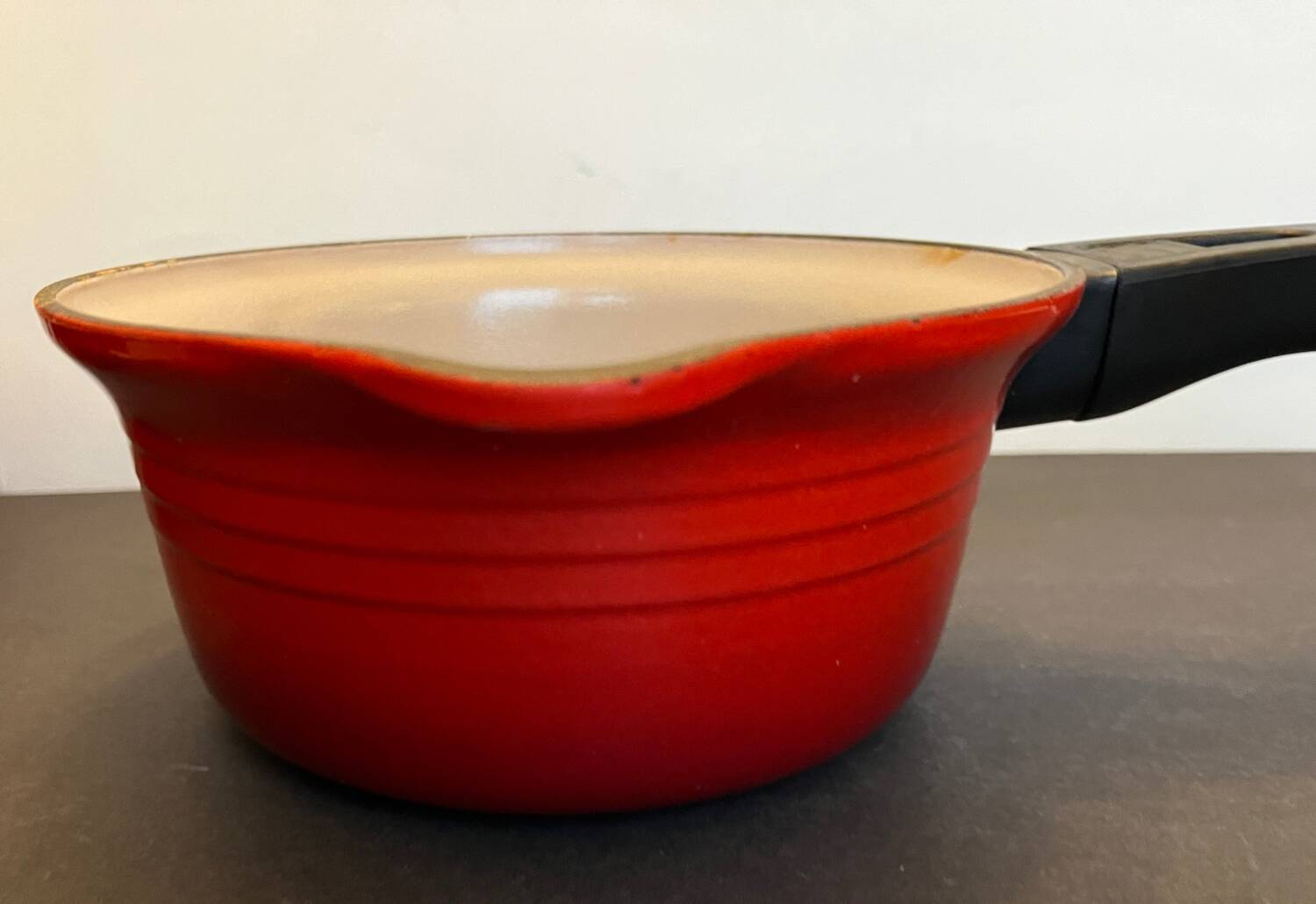 Series of 3 cast iron Le Creuset saucepans