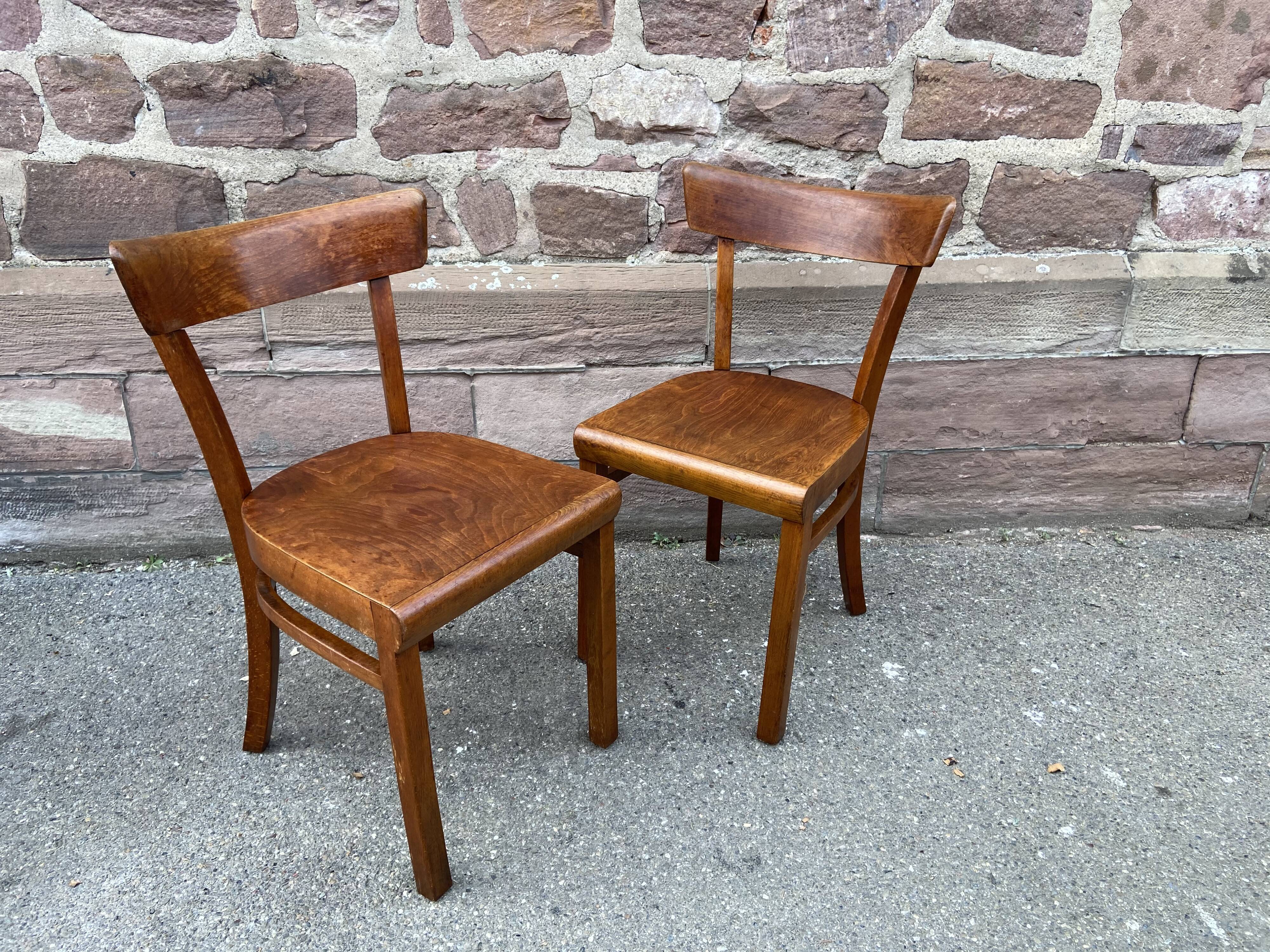 Paire de chaises bistrot bois courbé  1950