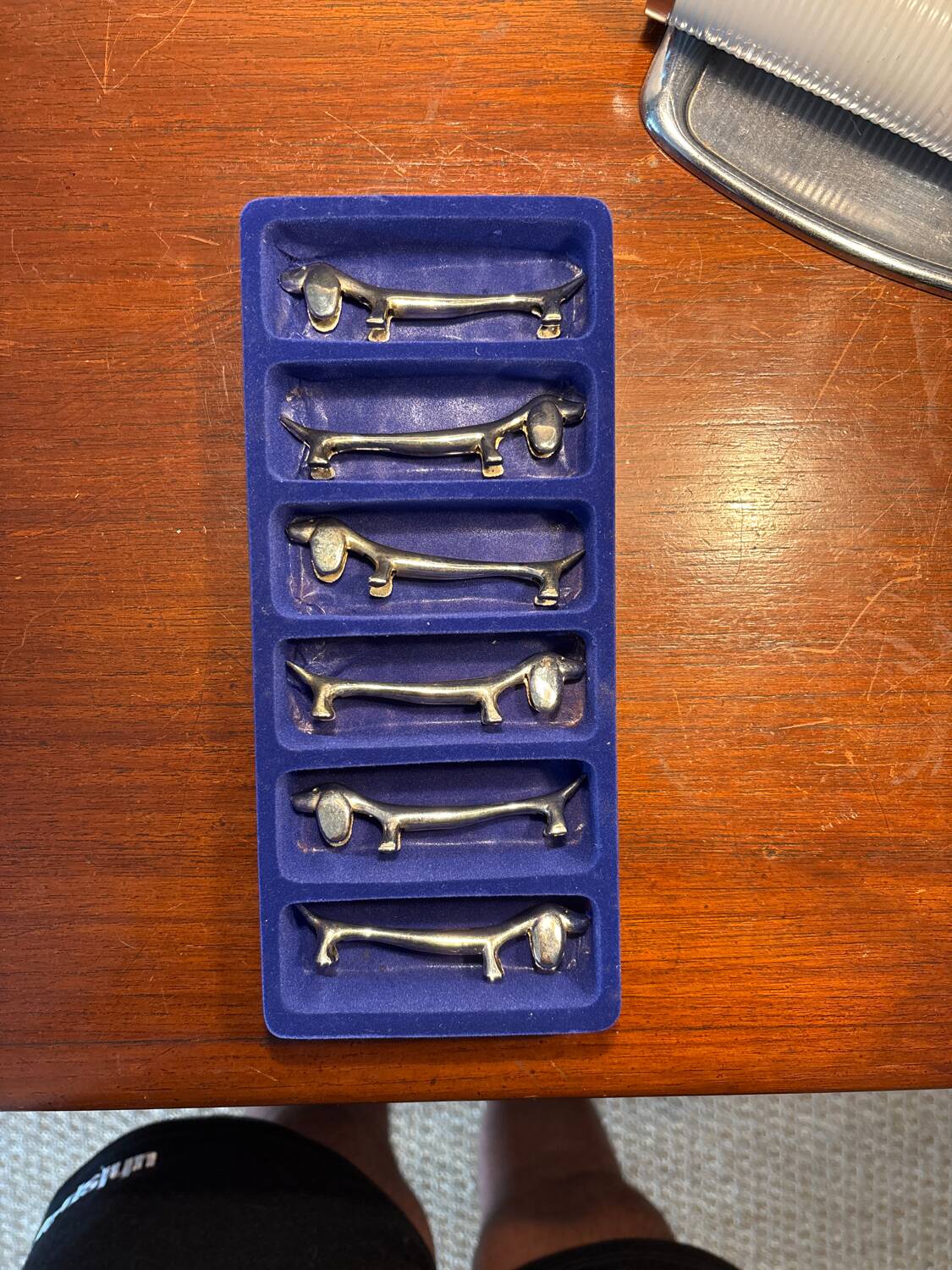 Small dog knife holder