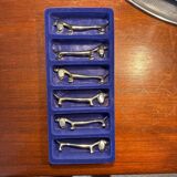 Small dog knife holder