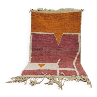 Pure natural wool rug, size 160 x 240 cm