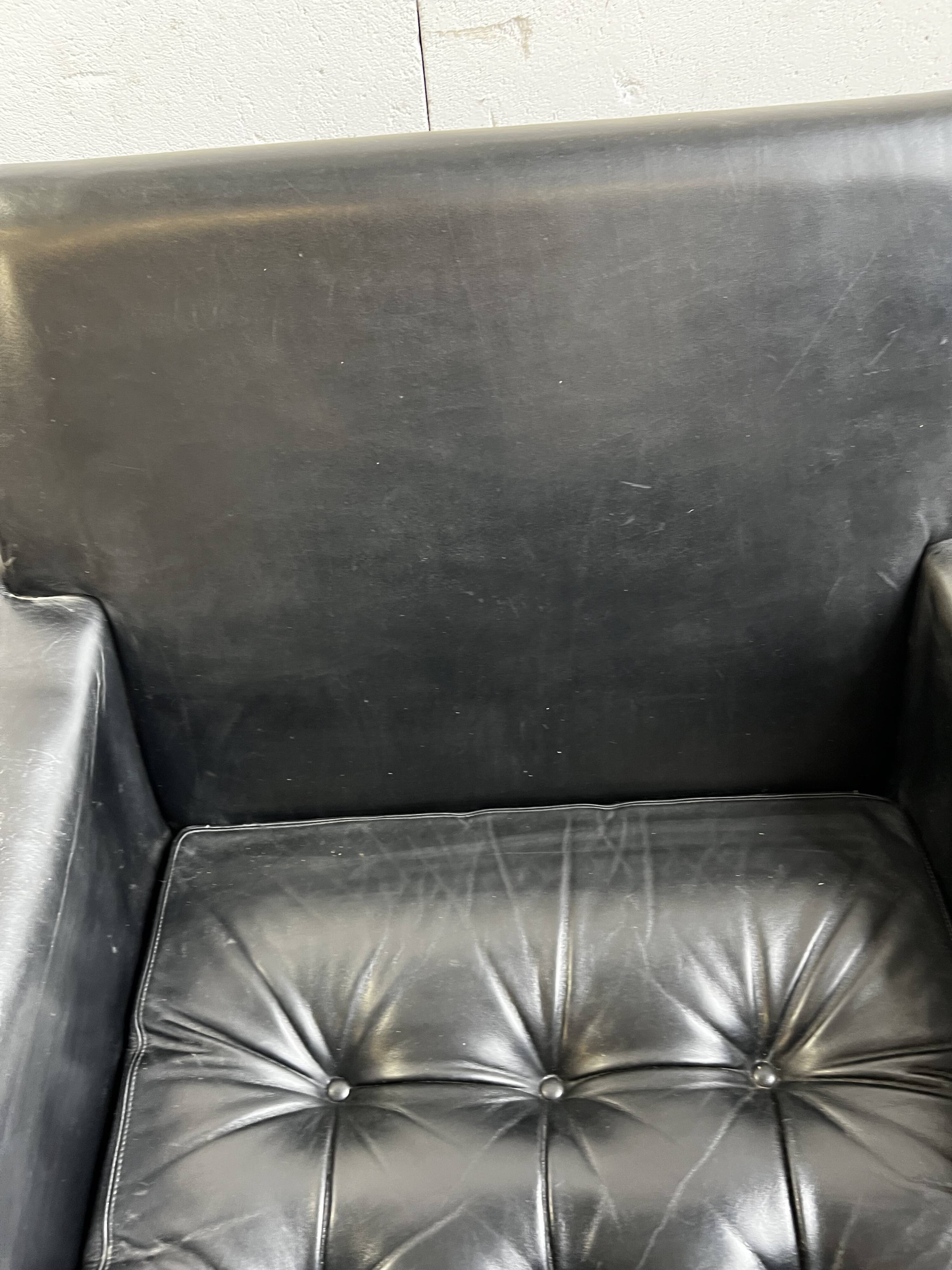 Set of 2 vintage individual seats/armchairs/club seats