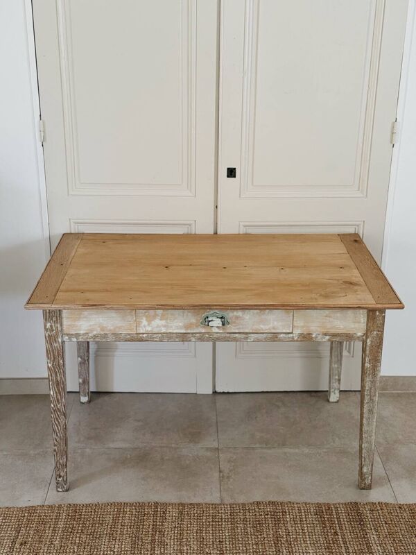 Table patinée