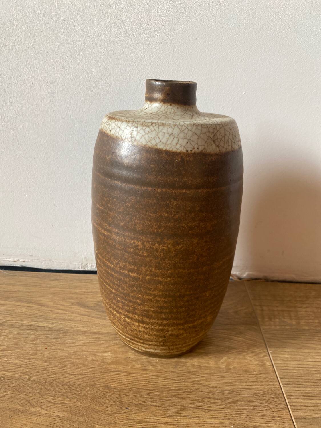 Stoneware ceramic bottle carafe