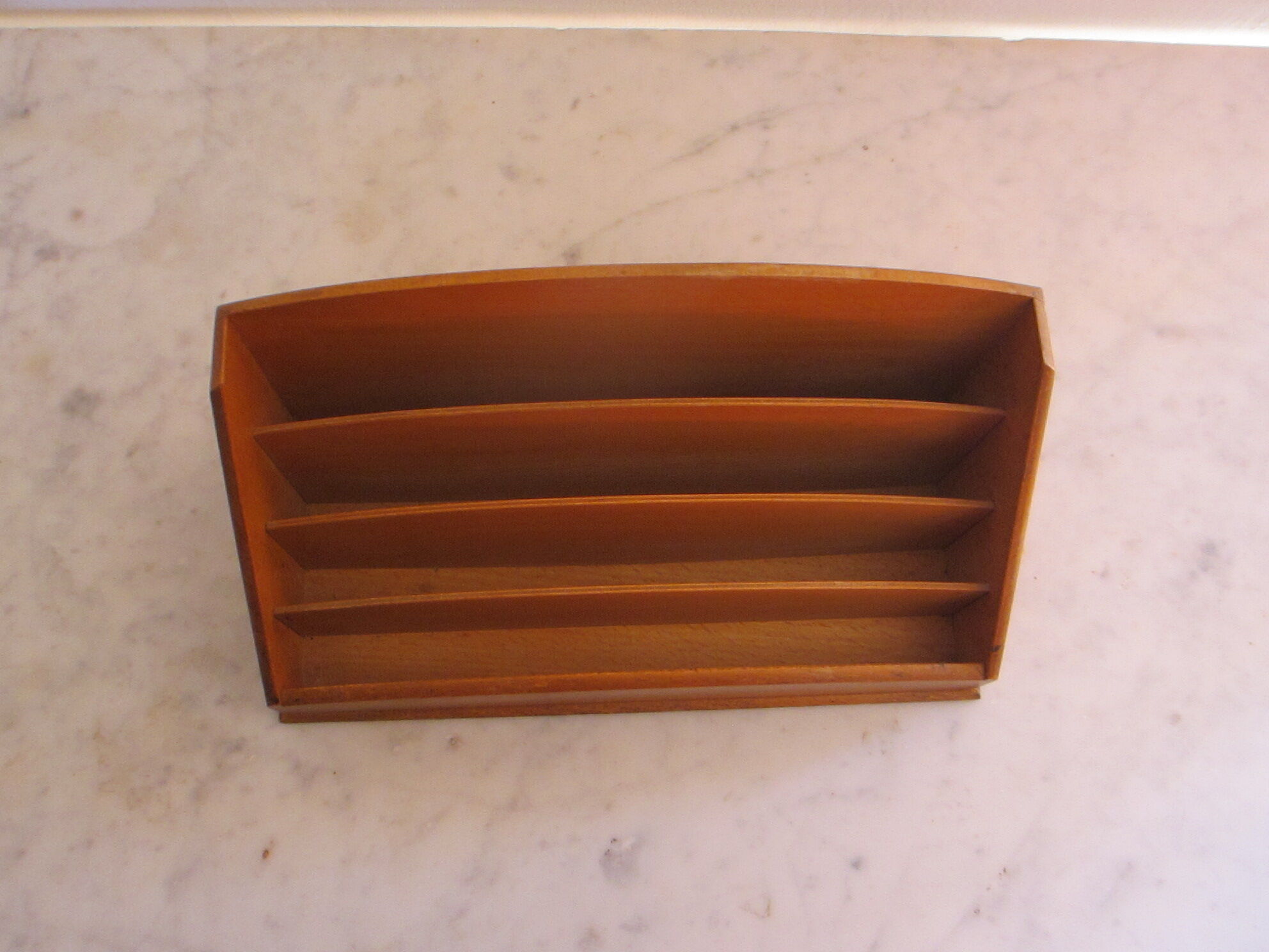 Range lettres en bois