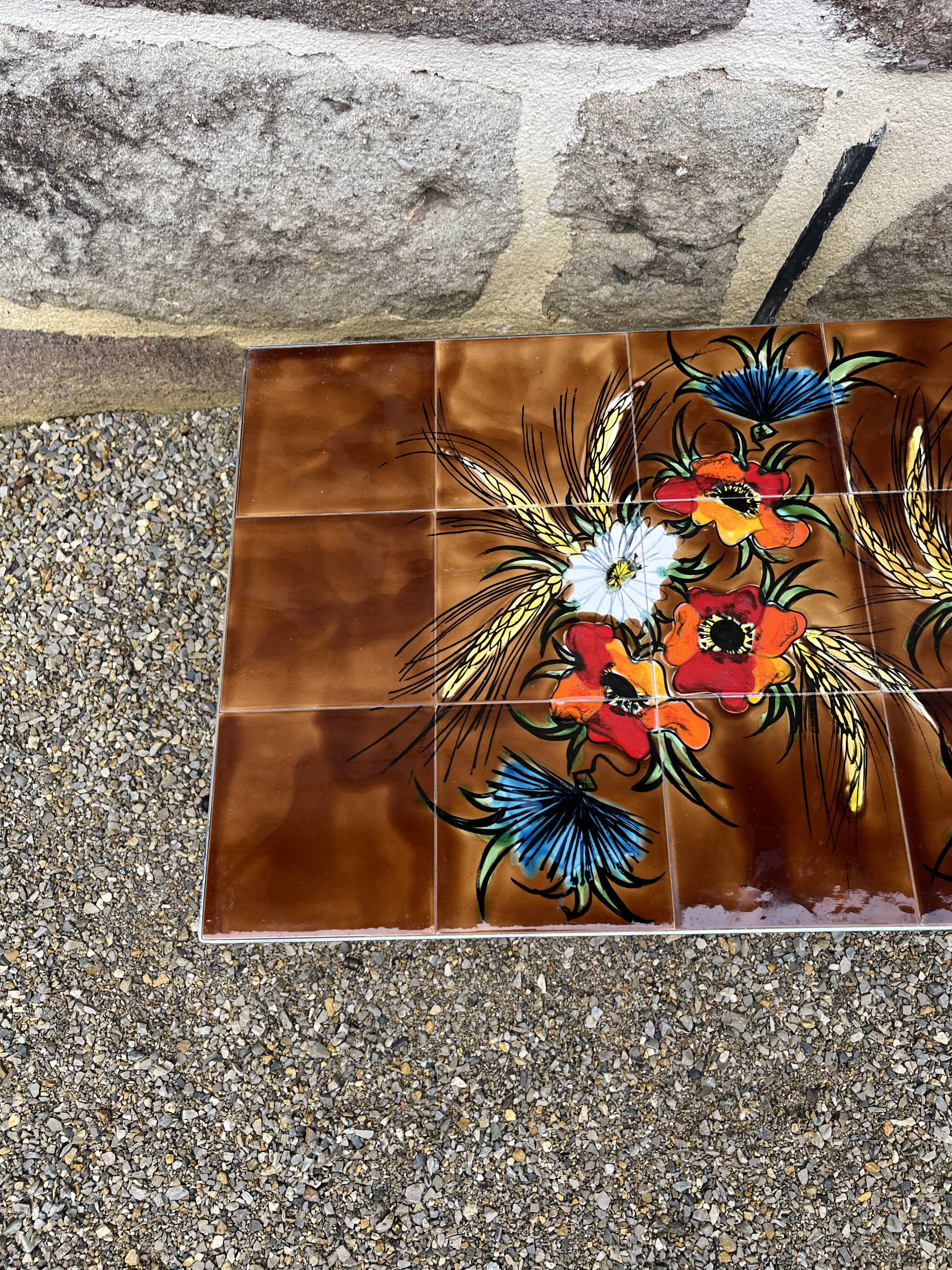 Vintage coffee table