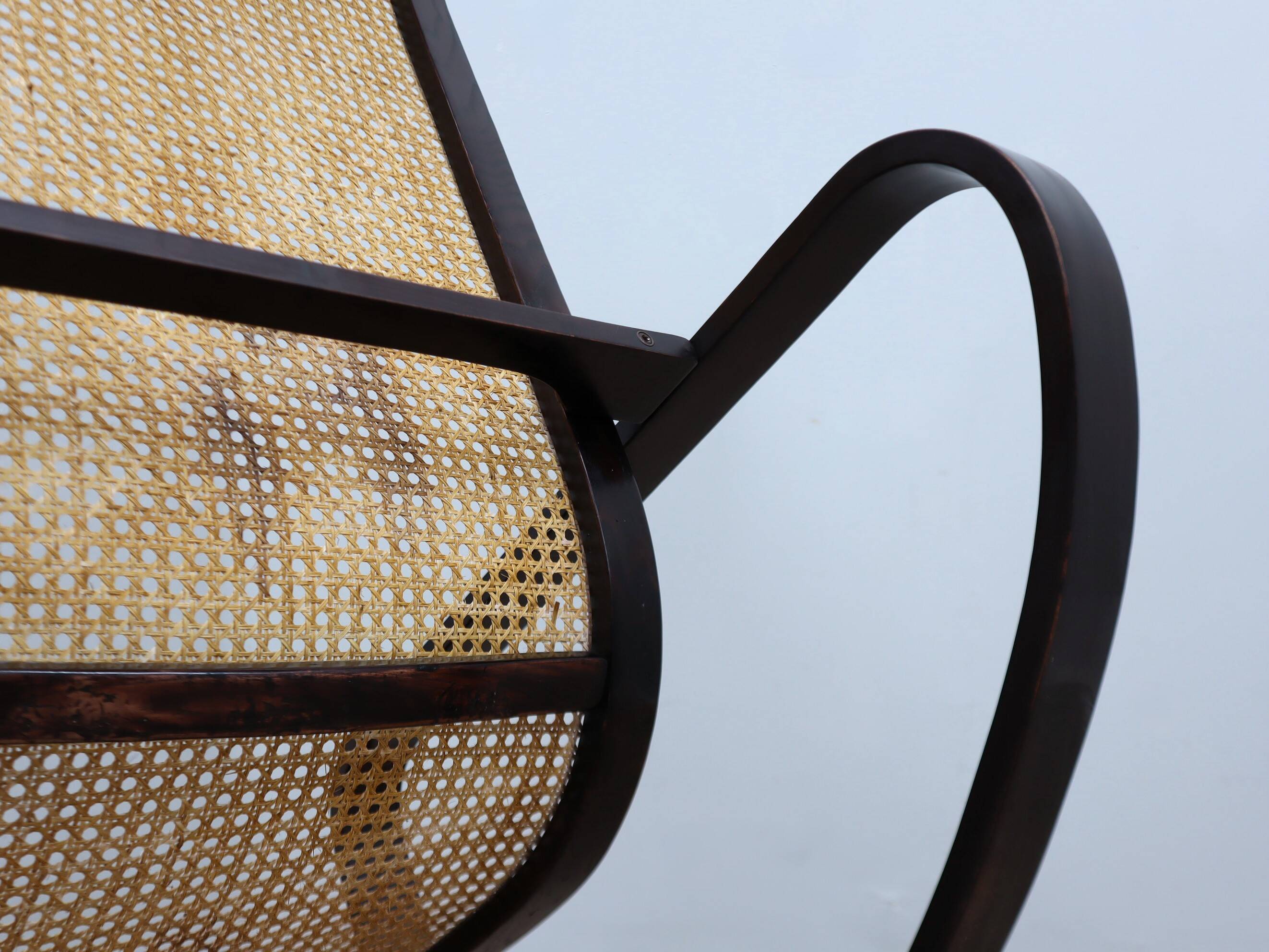Vintage "DONDOLO" rocking chair Luigi Crassevig 1970s