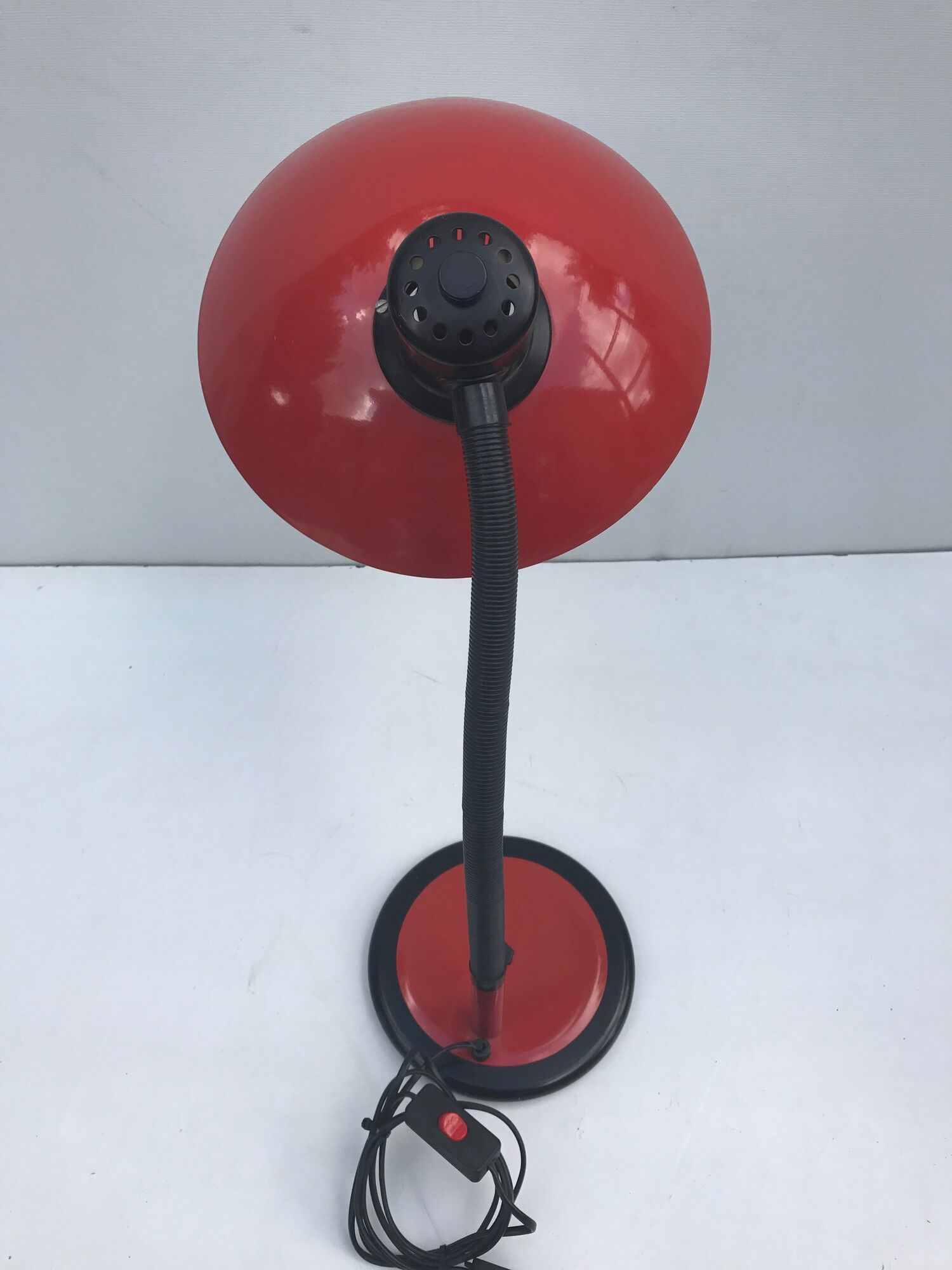 Lamp red metal of the years swivel Aluminor table 80 vintage