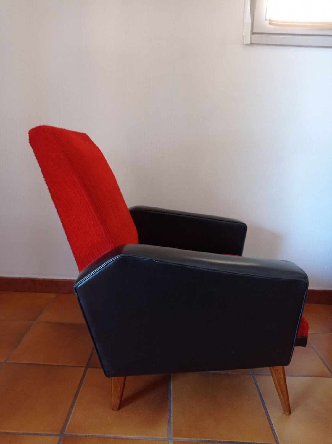 Rockabilly armchair