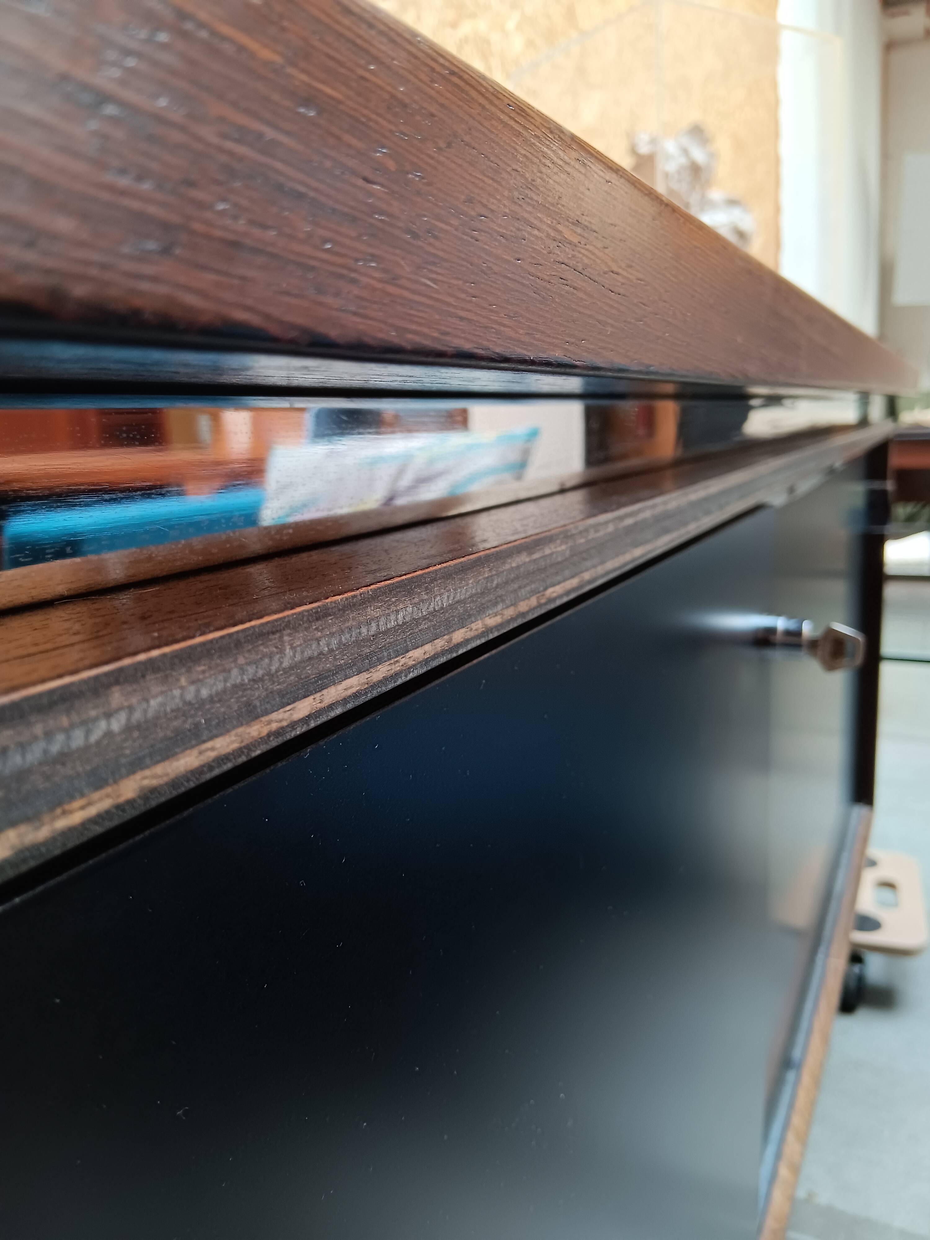 Vintage Jules Wabbes DG190 Premium Buffet
