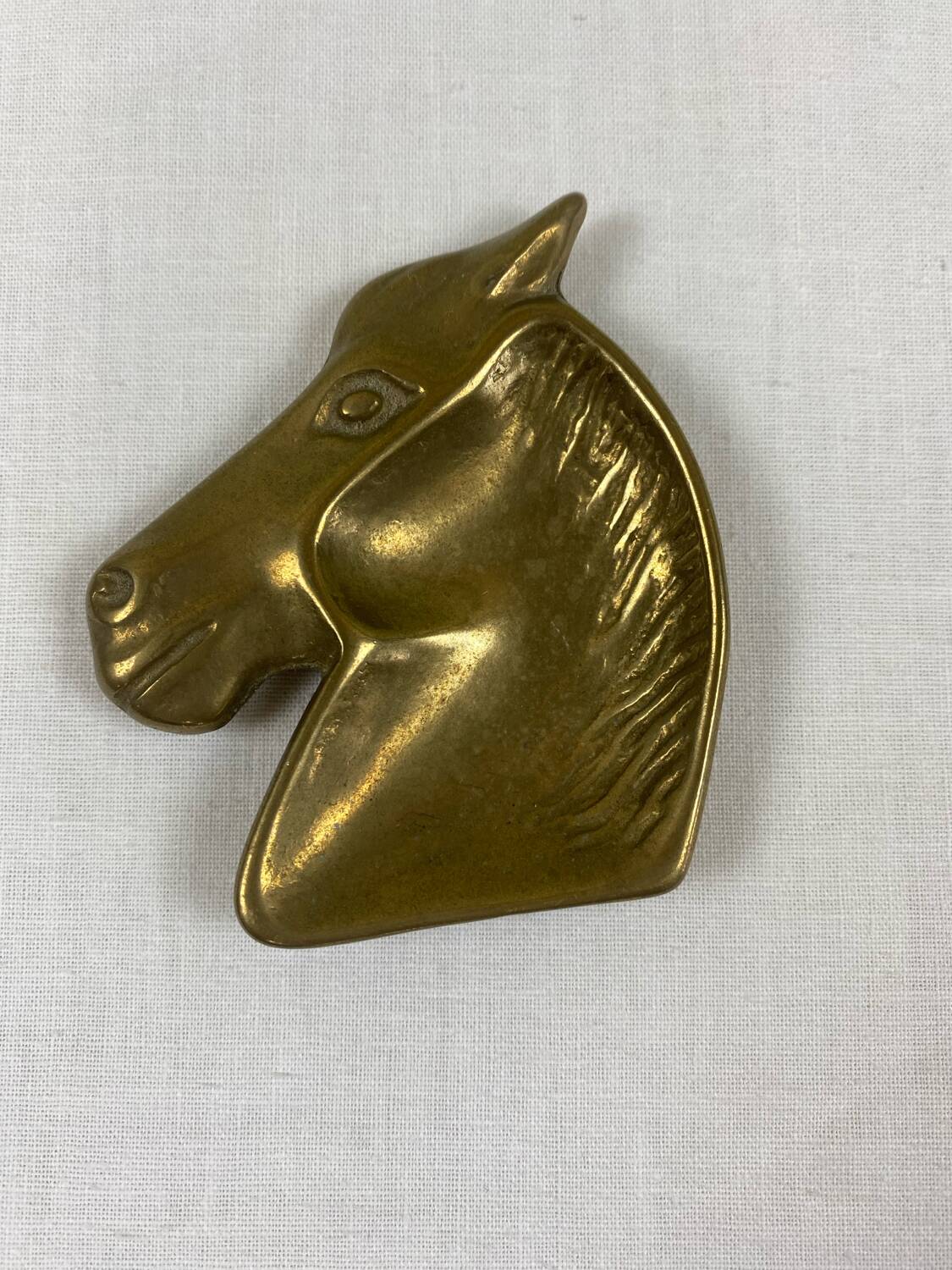 Horse pocket emptier