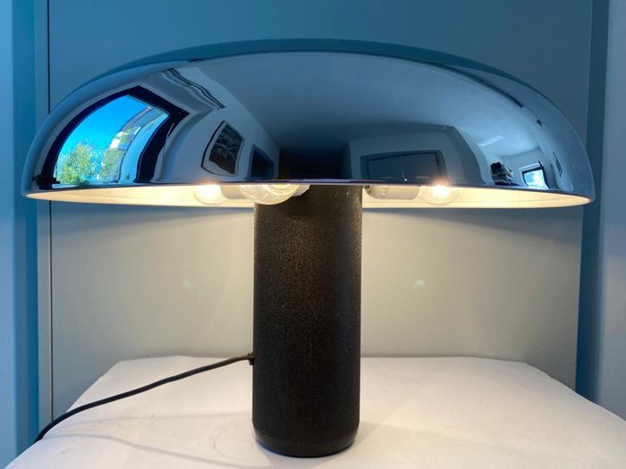 Italian table lamp Lumenform - Circa