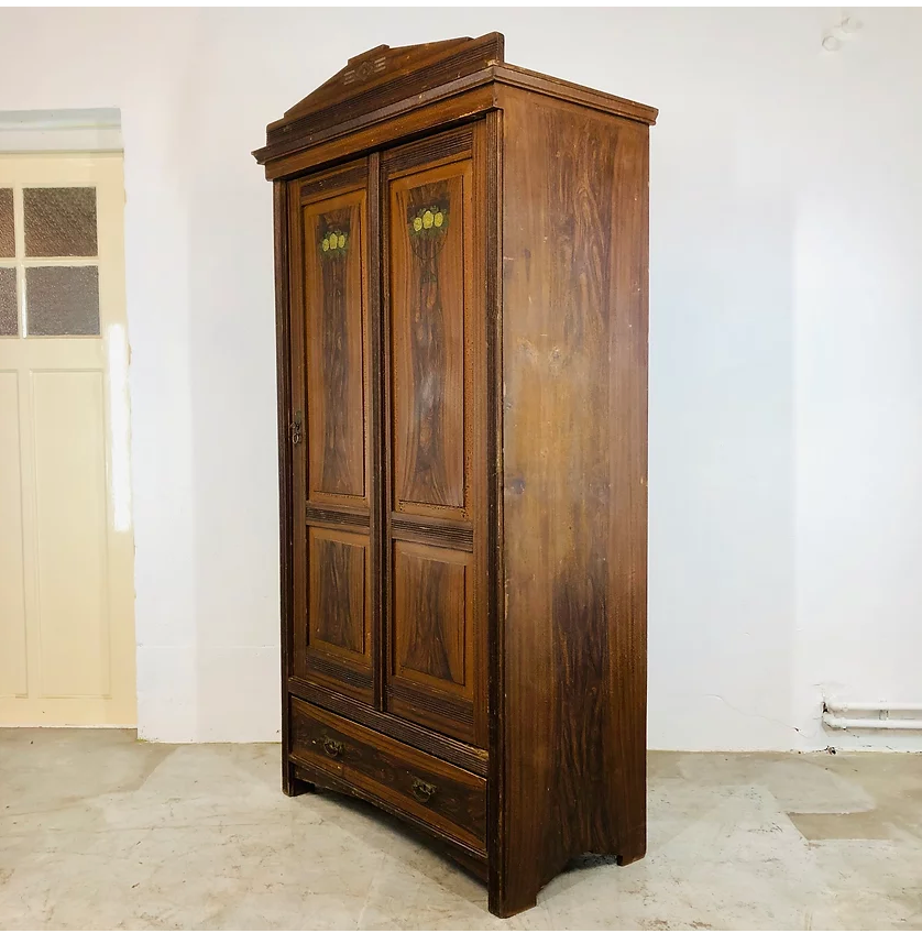 Cabinet antique art deco