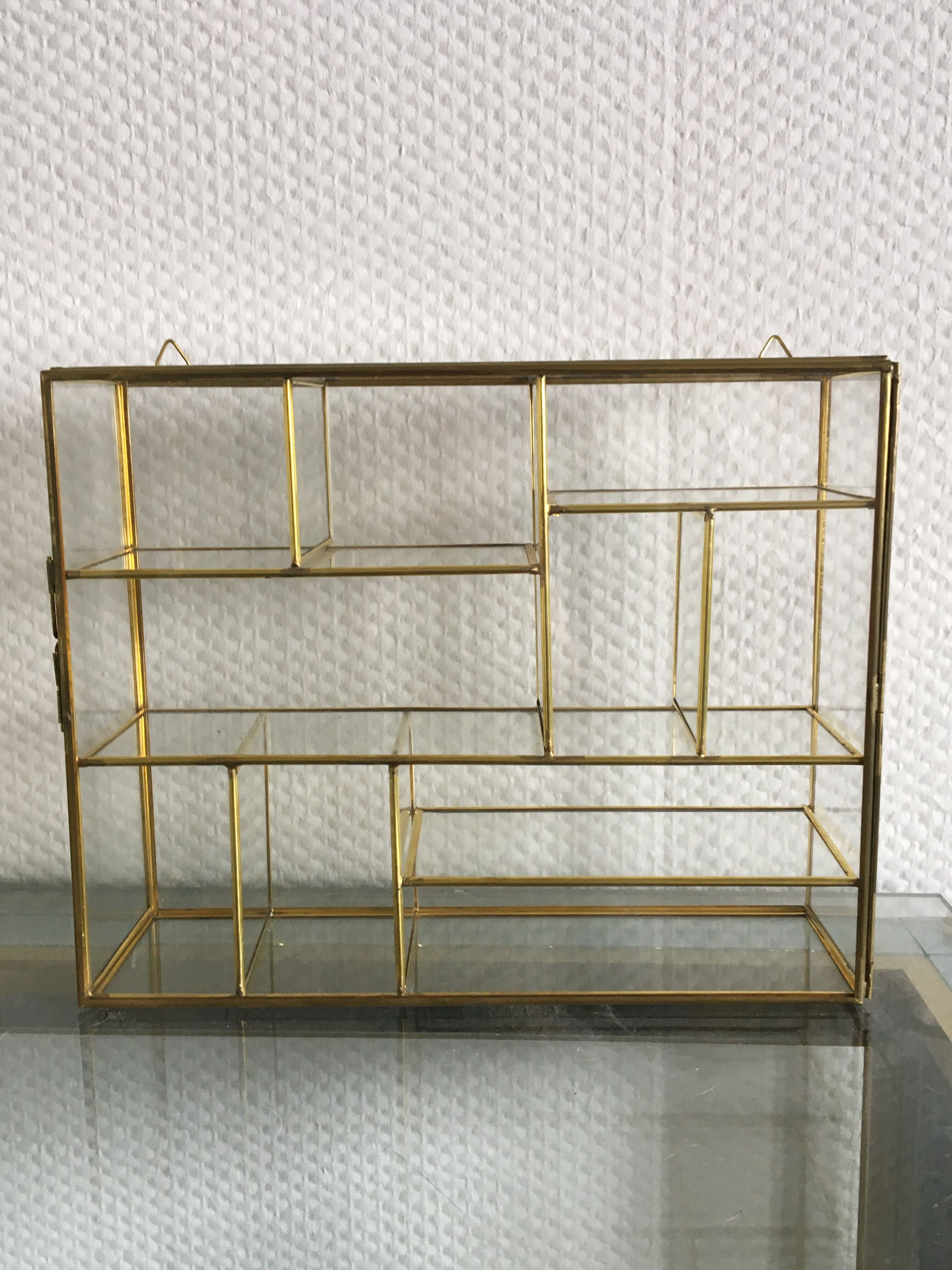 Vitrine laiton doré