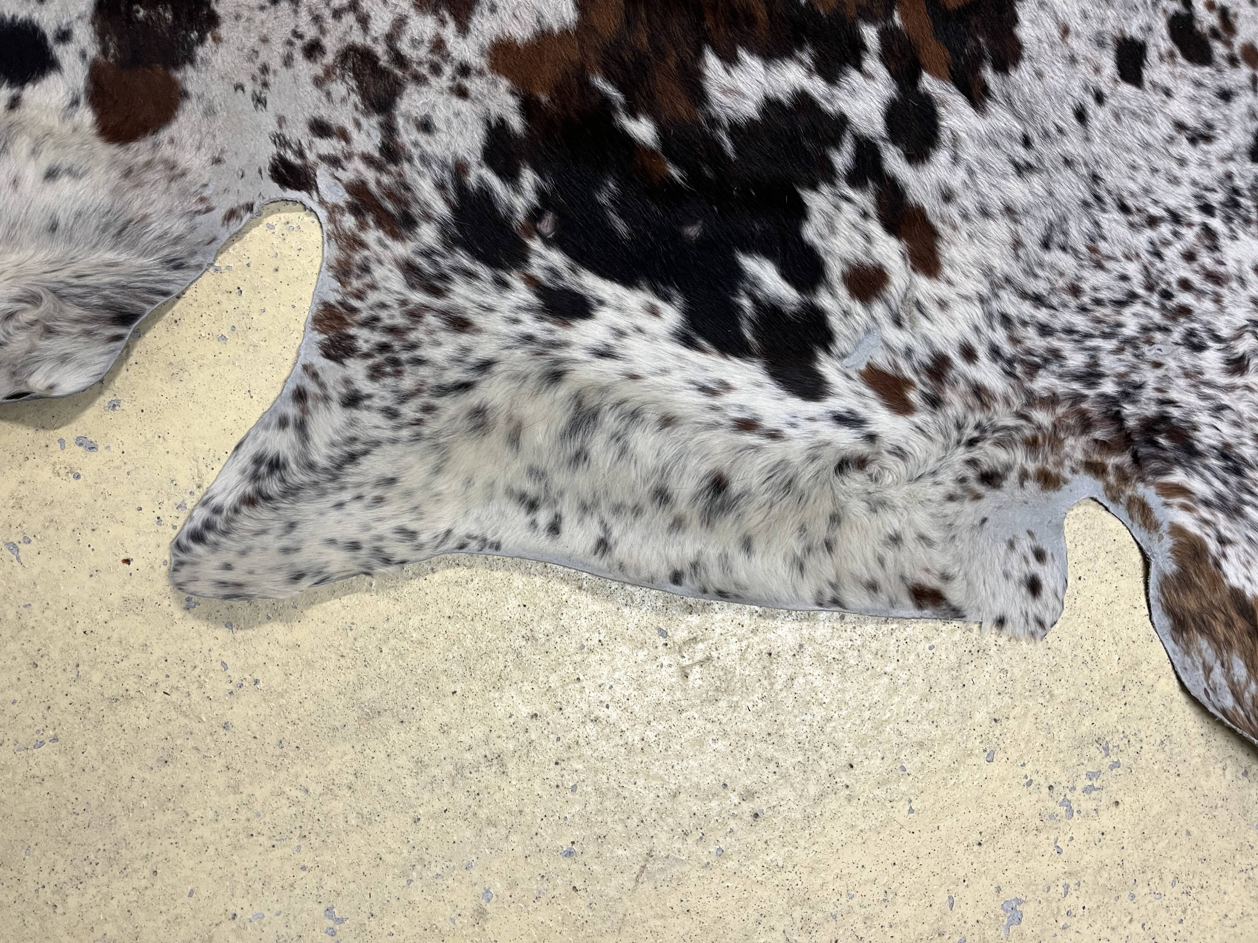 Peau de vache normande ht 240 x 230