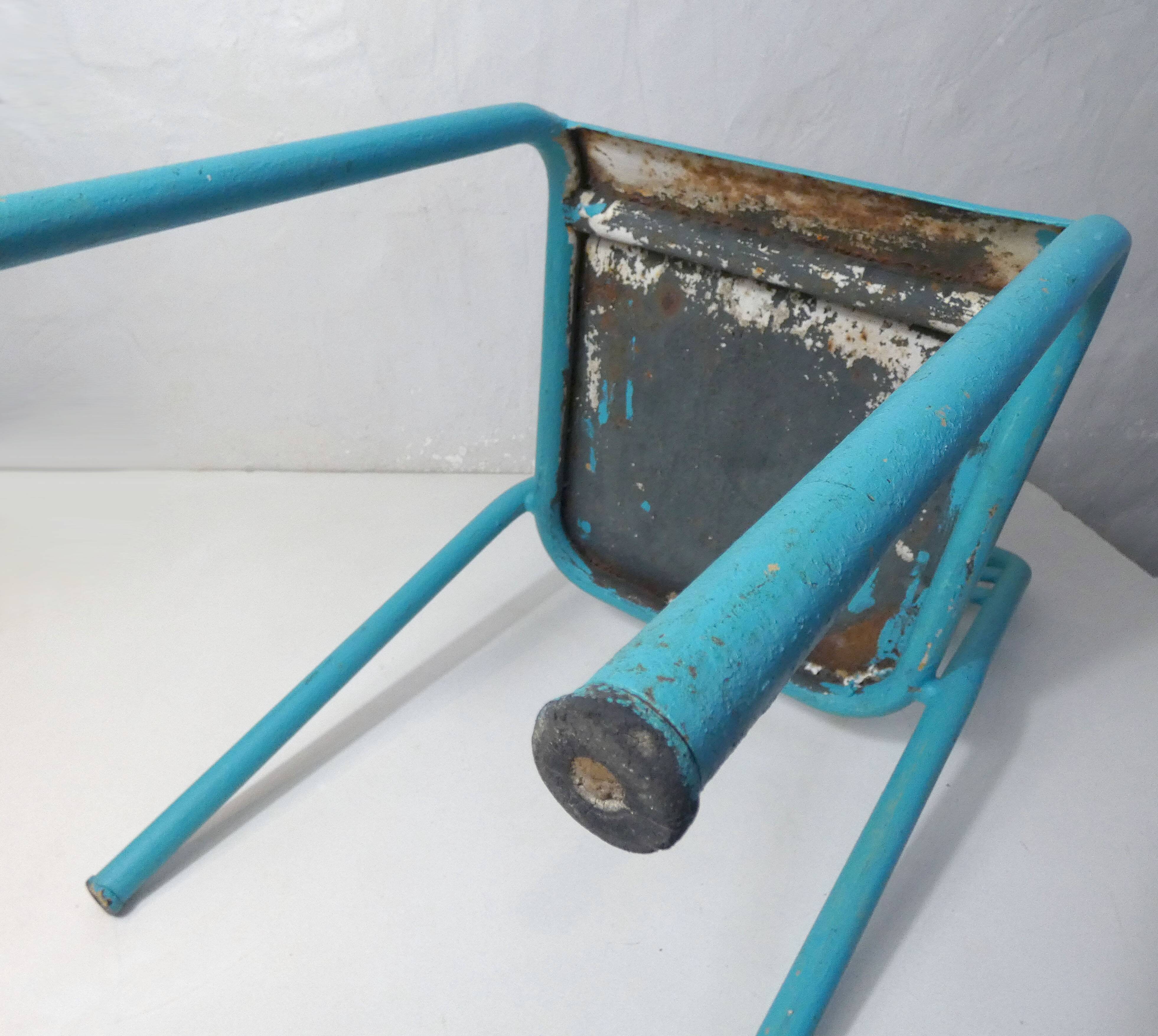 Ancienne chaise de jardin Tolix