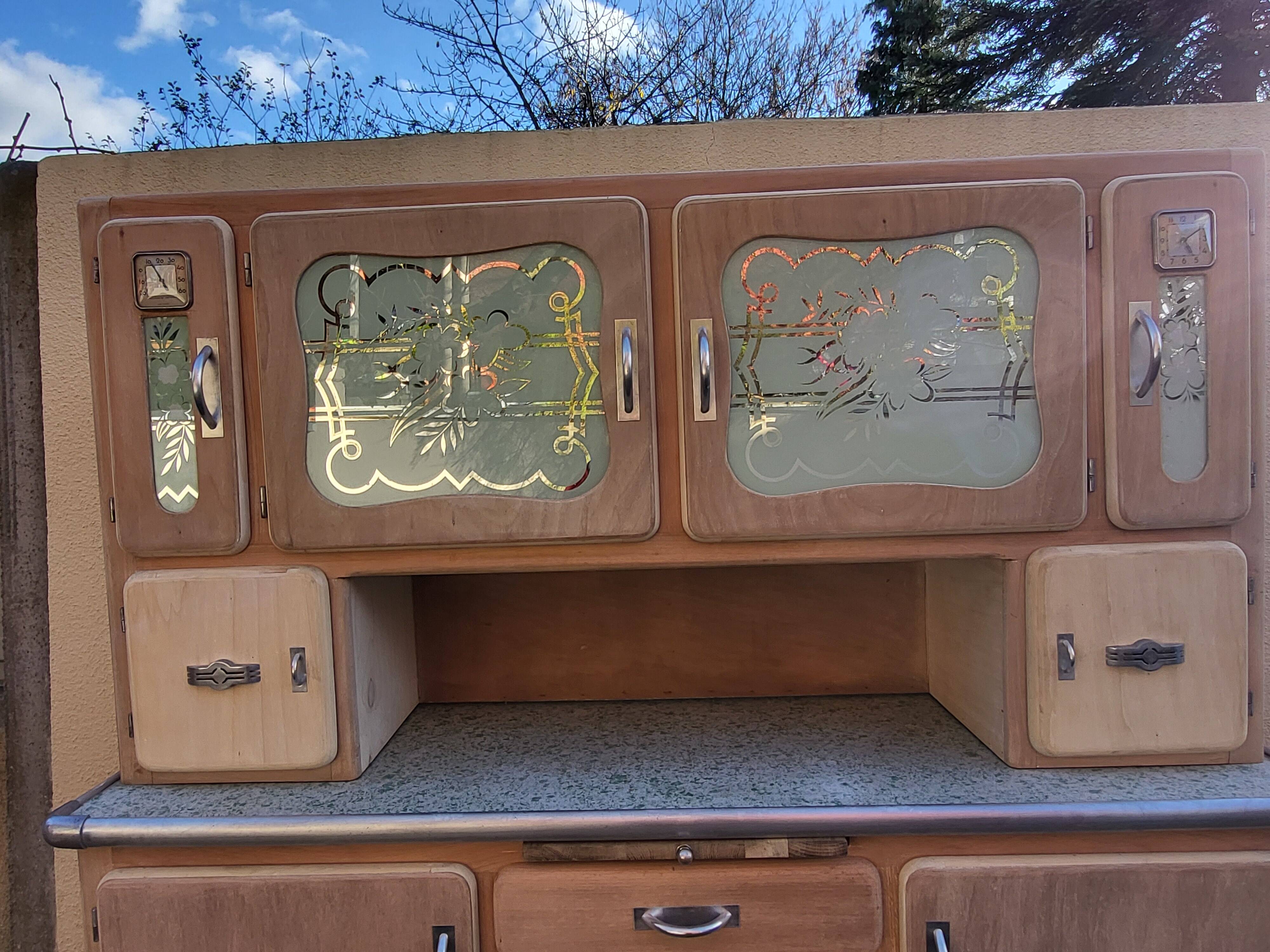 Vintage two-body buffet mado from the 1940s/50s poncé