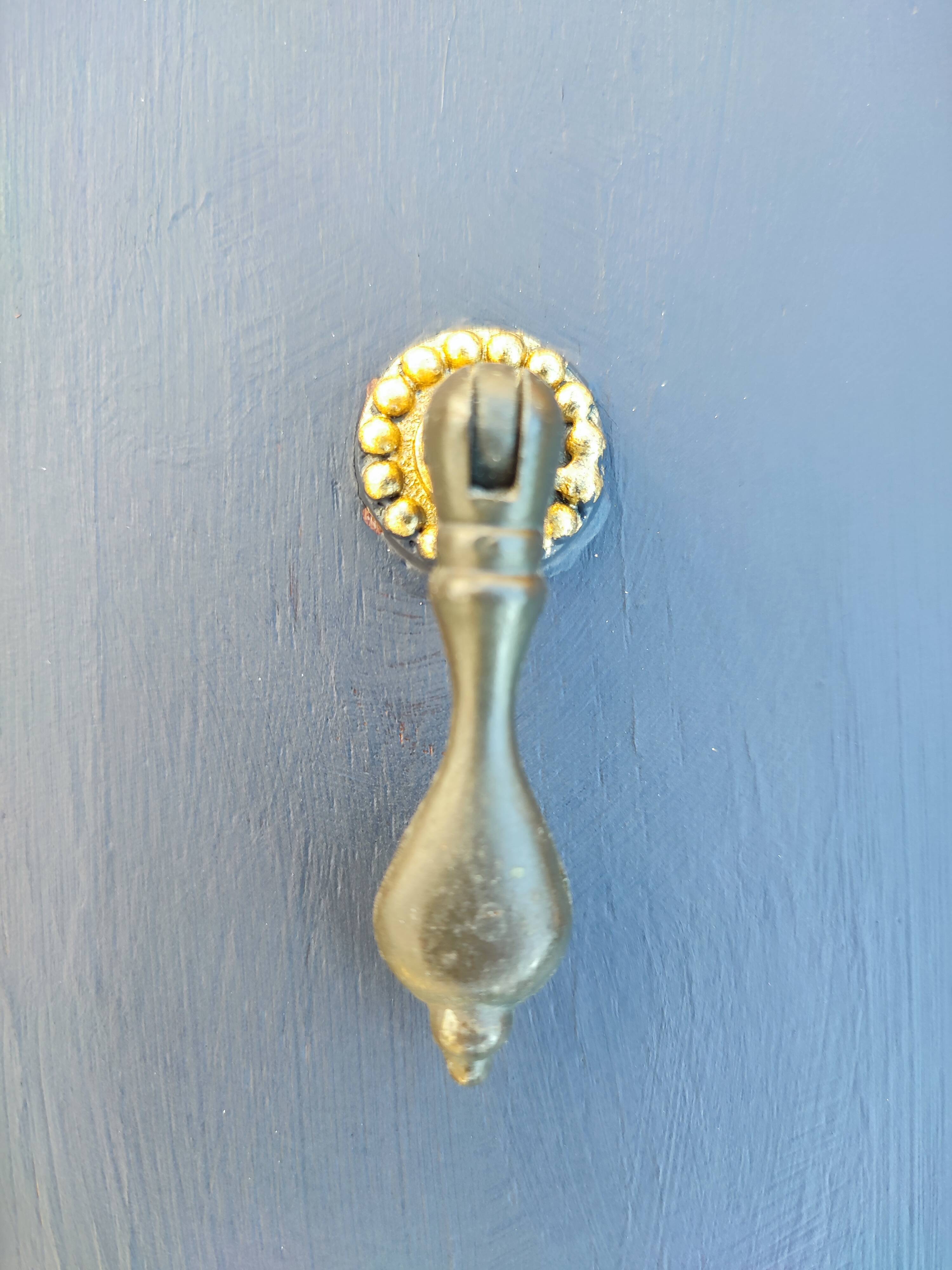 Vintage 1960s bar on wheels