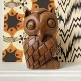 Hibou en bois sculpté