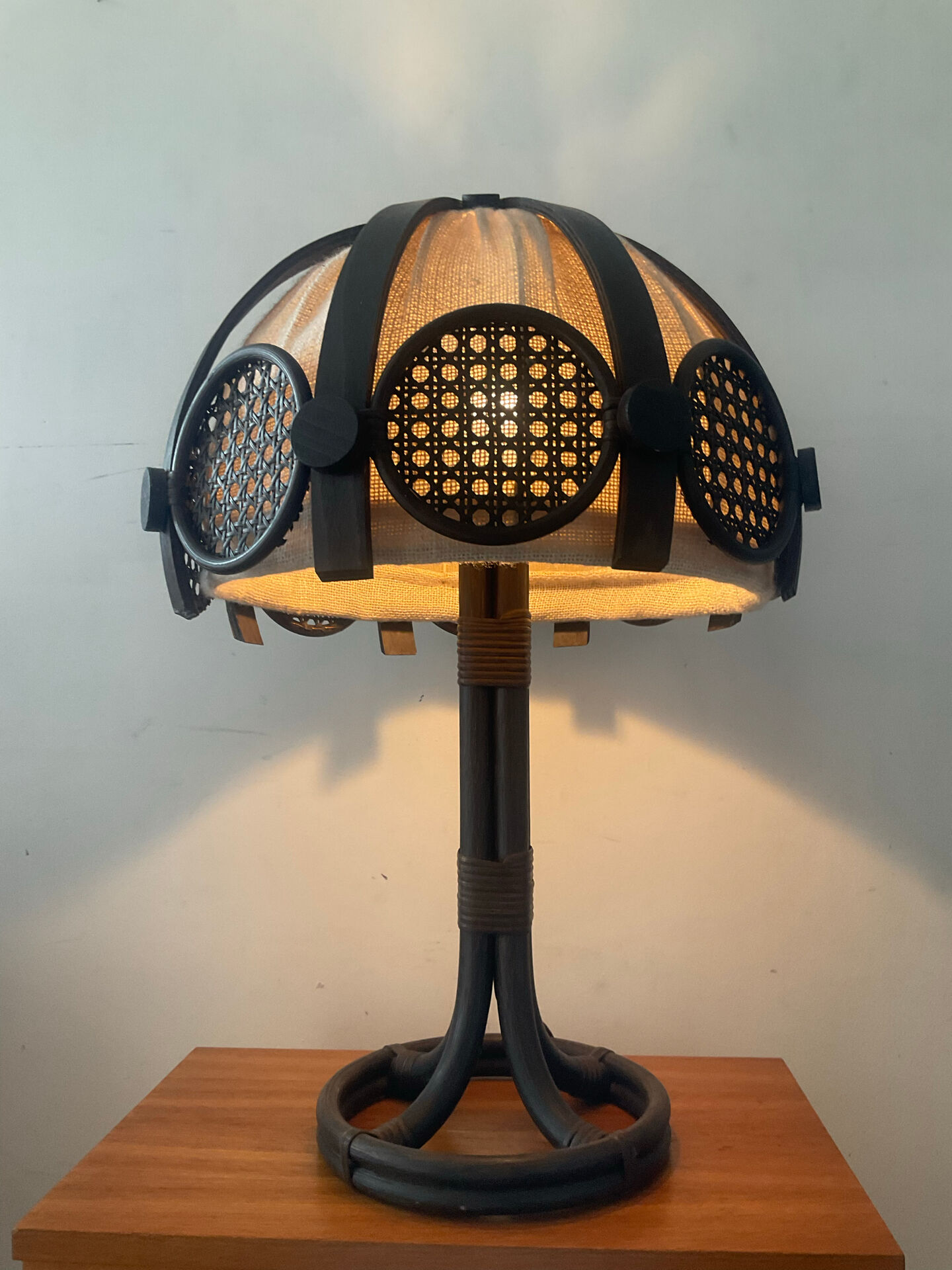 Vintage lamp in rattan, caning and jute fabric from the 1970s.