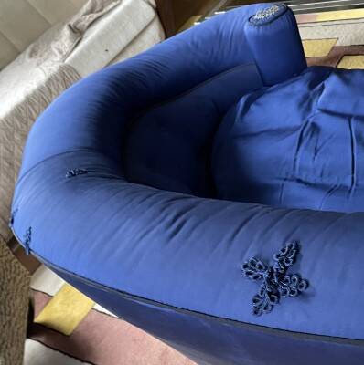 Round canapé, Italian design from the 1950s.