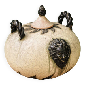 Pot couvert, soupière,