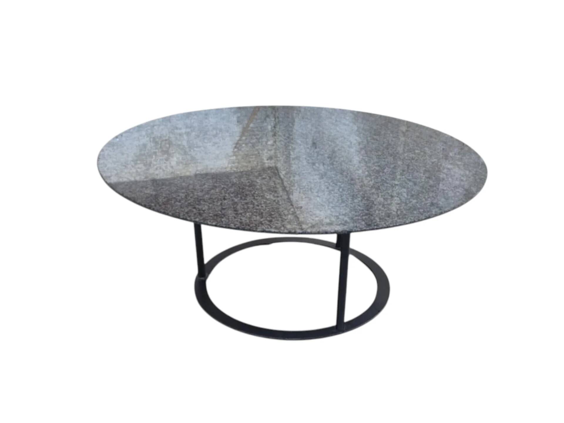 "Uvi" granite coffee table by Laura Graziotti for Arflex