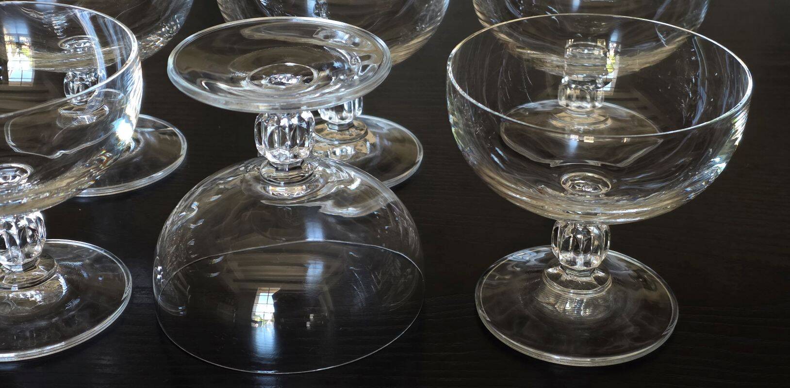 6 Anciennes Coupes A Champagne