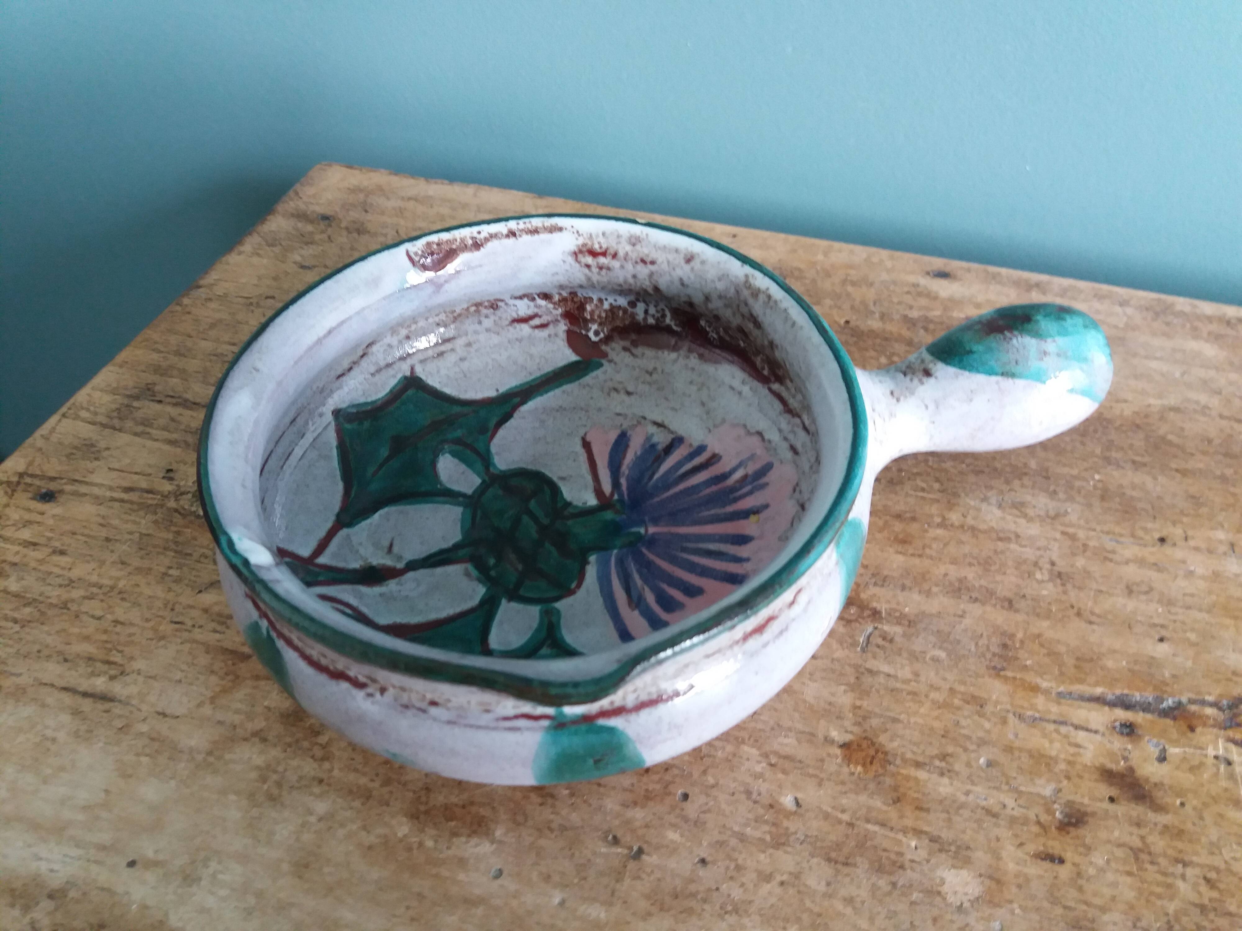 Caquelon dish, thistle decoration by Etienne Daniel, Vallauris