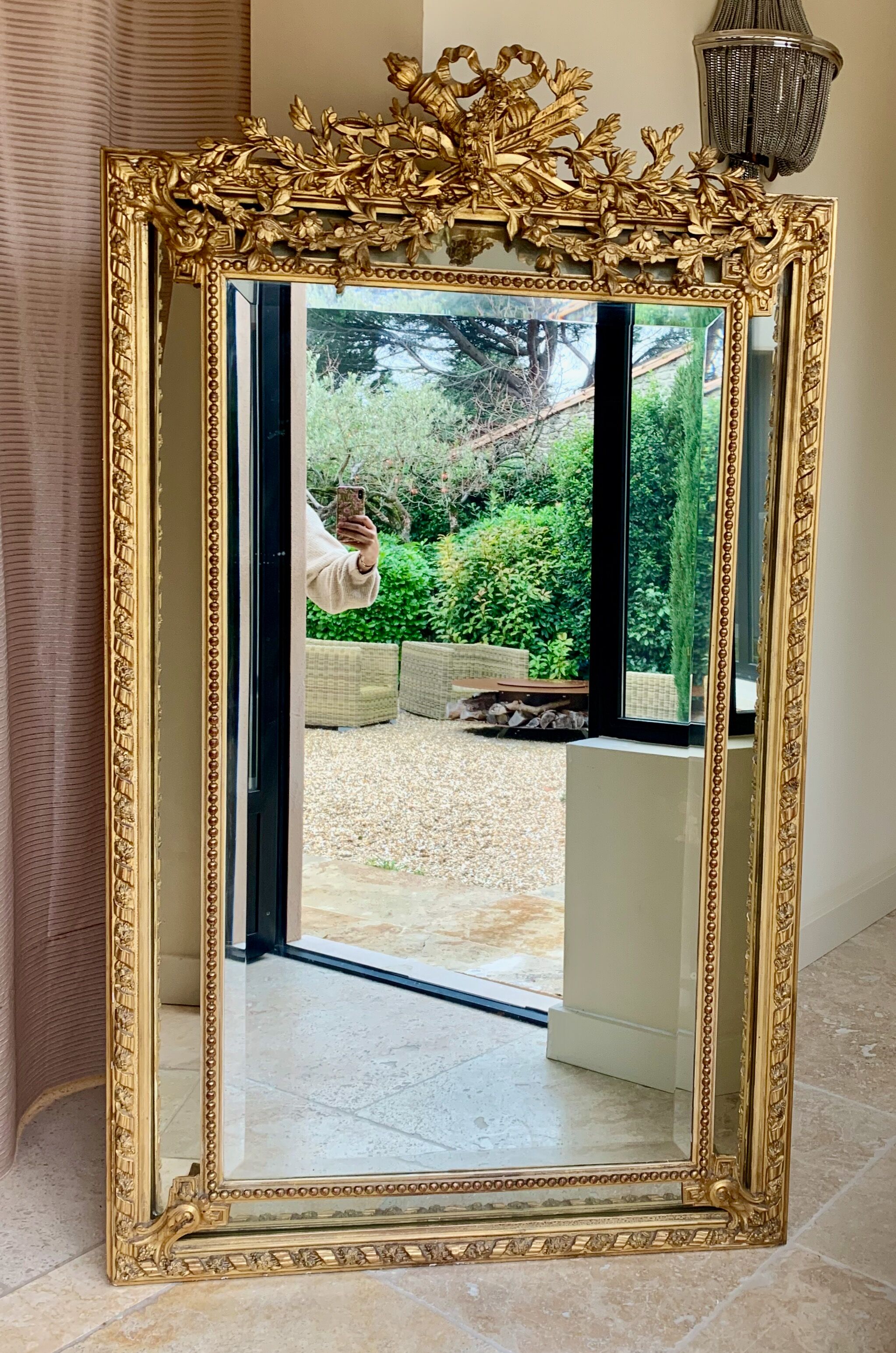 Large mirror style Louis XVI in gilded wood with parecloses xixth h: 165 cm
