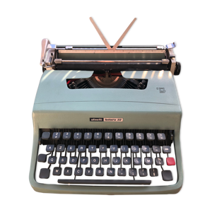 Machine à écrire olivetti lettera