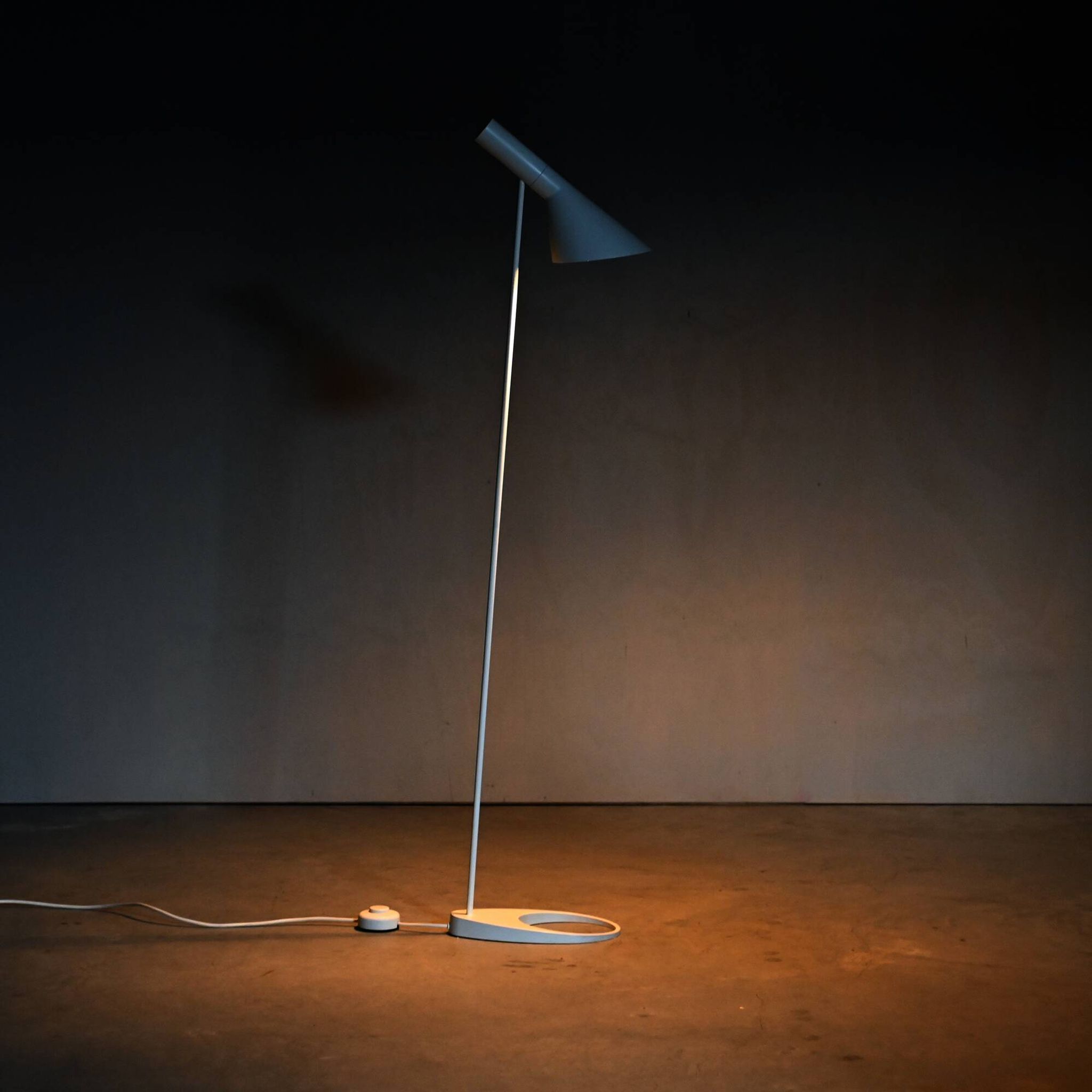 Arne Jacobsen white AJ Floor Lamp for Louis Poulsen, Denmark