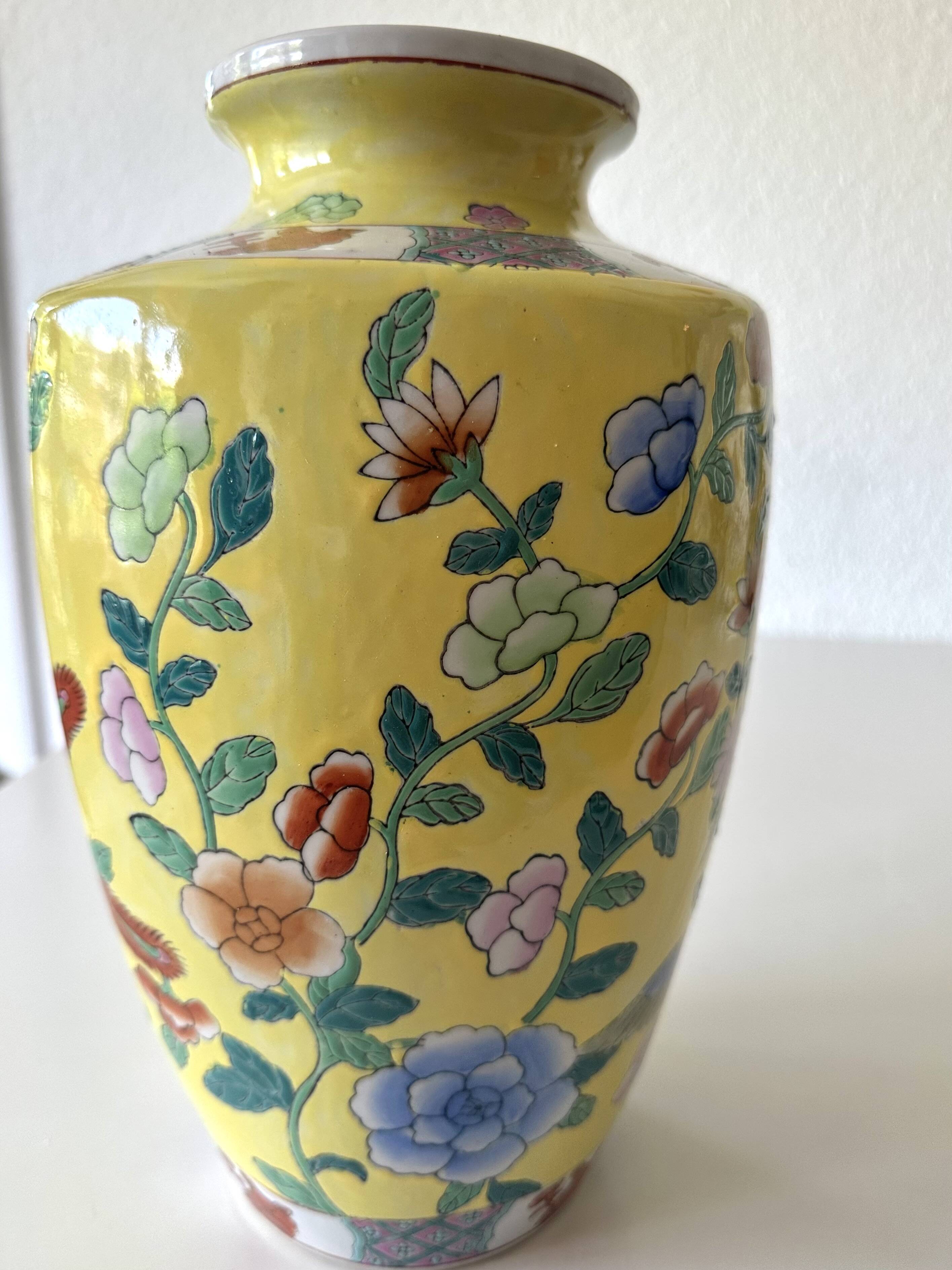 Chinese porcelain vase