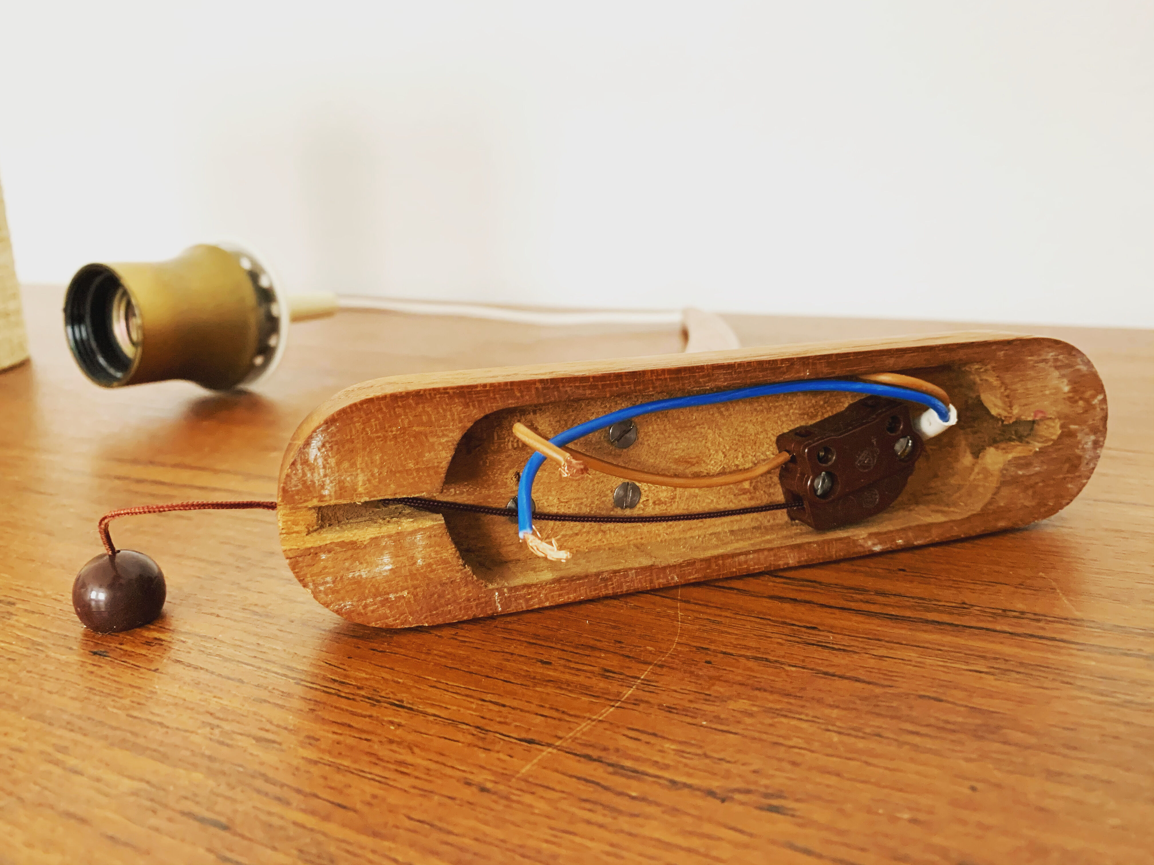 Danish adjustable teak wall lamp