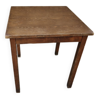 Bistro table