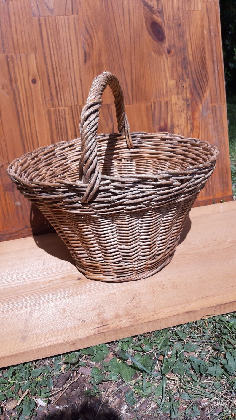 Vintage wicker basket