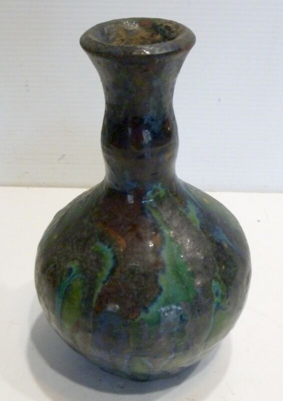 Vase in vernissée faïence