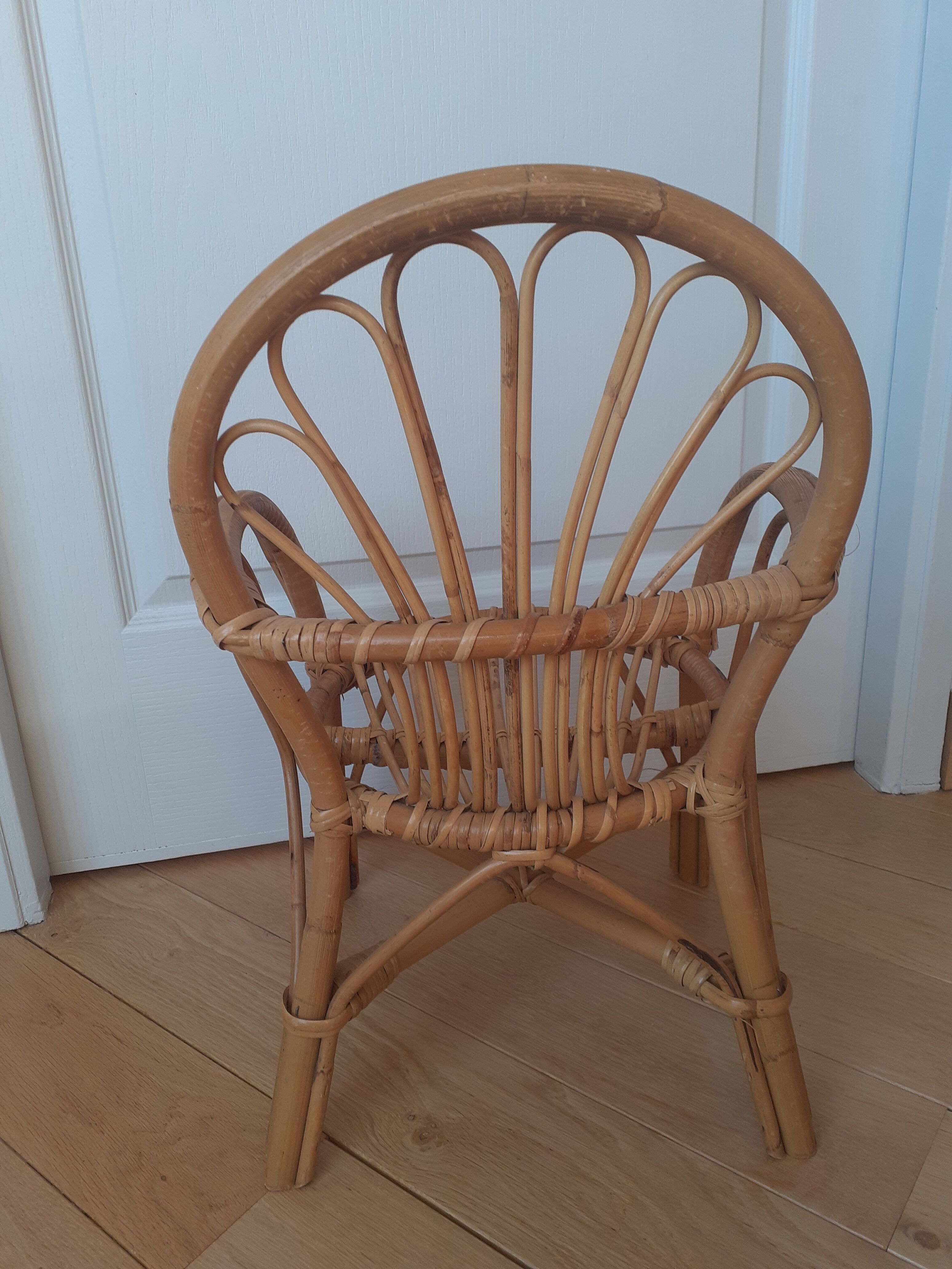 Rattan children's chair