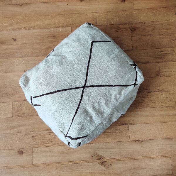 Pouf marocain berbère Blanc et noir