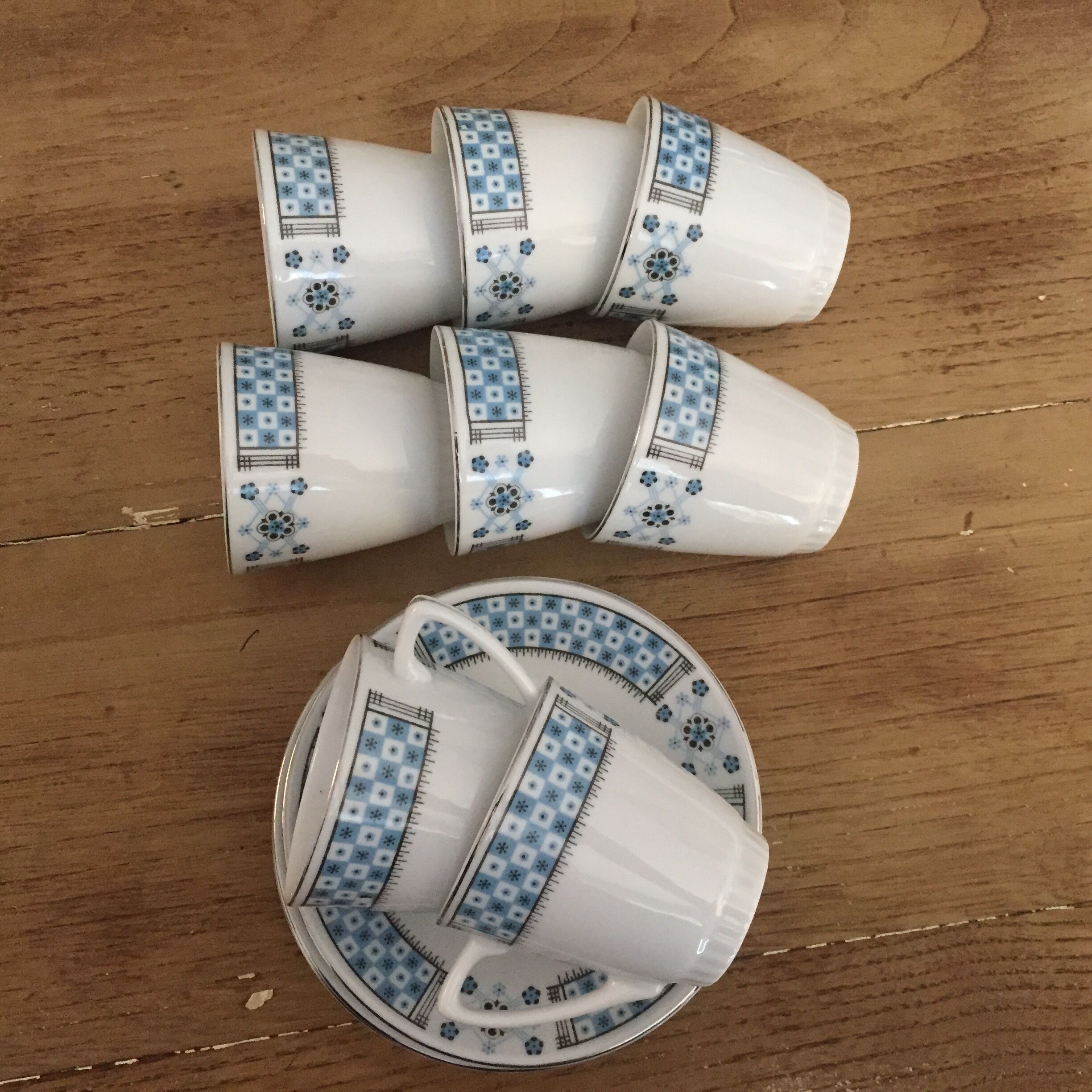 Coffee service China, 18 pieces