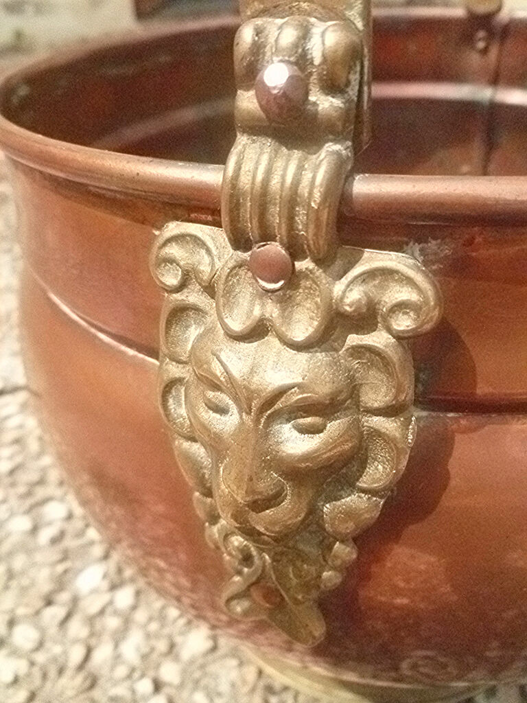 Copper flowerpot