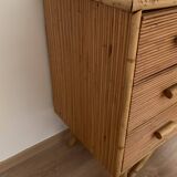 Commode 3 tiroirs en rotin / bambou attribuée à adrien audoux et frida minnet. Circa 1950