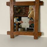 Miroir brutaliste