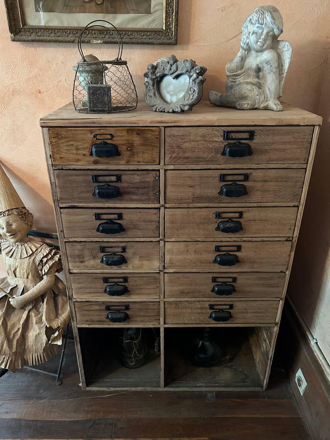 Trade furniture