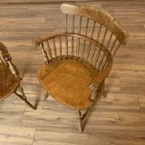 Pair of Windsor armchairs