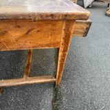 Farm table
