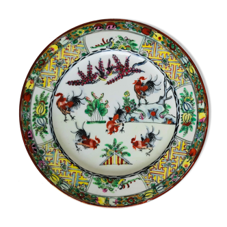 Antique plate in Chinese porcelain