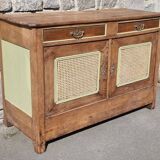 Low country sideboard, solid wood, stylized, late 18th century.