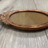 Oval frame